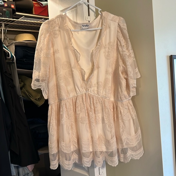 Arula Cream Lace Top - Picture 1 of 2